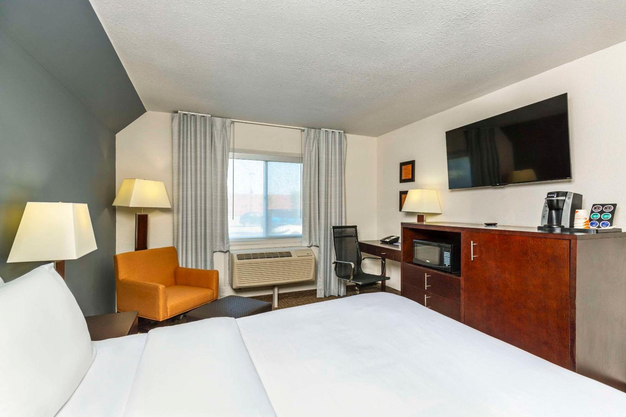 Comfort Inn & Suites Yorkton Kültér fotó