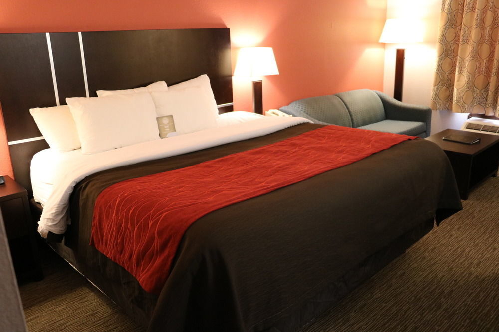 Comfort Inn & Suites Yorkton Kültér fotó